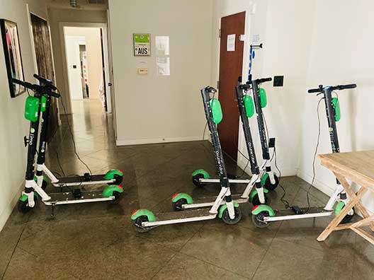 Charge lime hot sale scooters